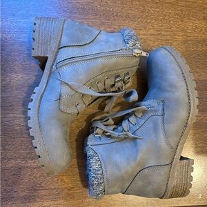 Women's Gray Ankle Boots